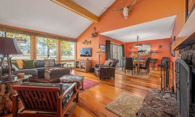 Moose Wilson Road House | RMR: Rainbow Trout 4611 Condo in The Aspens
