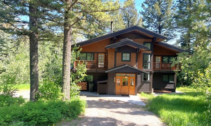 Teton Village House | RMR: The Village House in Teton Village
