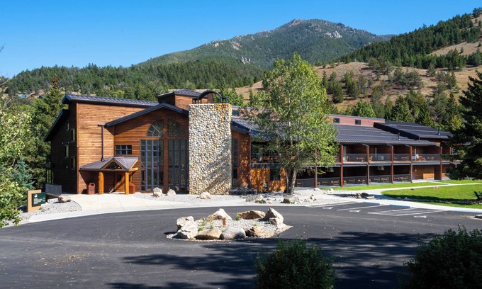 Red Lodge Cabin | Rock Creek Resort
