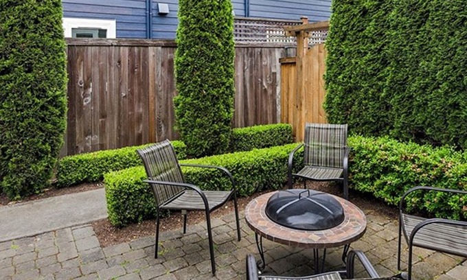 Lower Queen Anne House | Romantic Getaway/Family Fun/Business right next to the Space Needle in Seattle