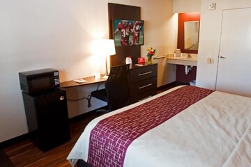 Dublin Hotel | RR Col Dublin 1 x 1K in Dublin