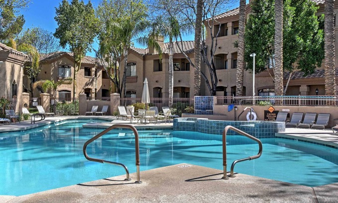 North Scottsdale Condo | Scottsdale Home: Pool Access, 1 Mi to Westworld