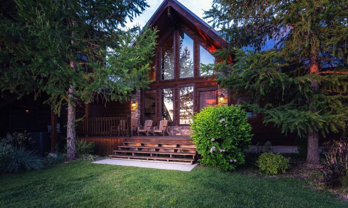 Driggs House | Ski Hill Ranch - Teton Views - Minutes to Jackson Hole