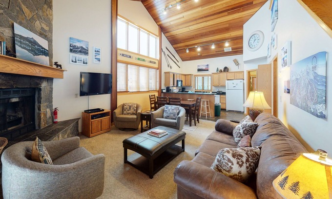 Big Horn House | Ski-in/out townhome - perfectly situated in Big Sky Mountain Village!
