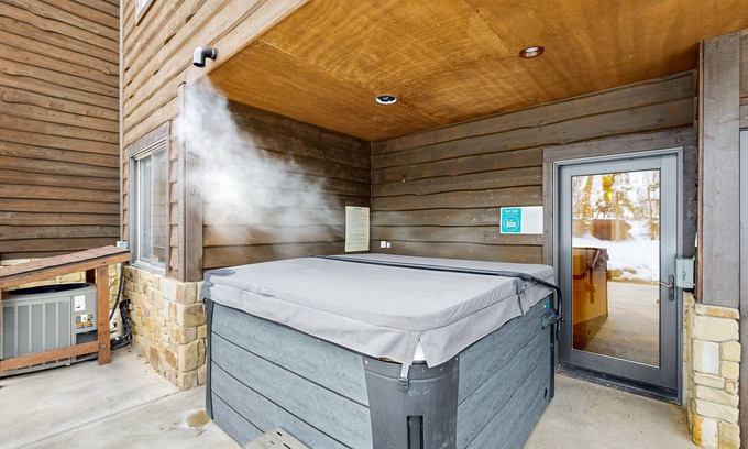 Whitefish House | Ski-In/Ski-Out on Big Mountain with Gourmet Kitchen Hot Tub & Amazing Views