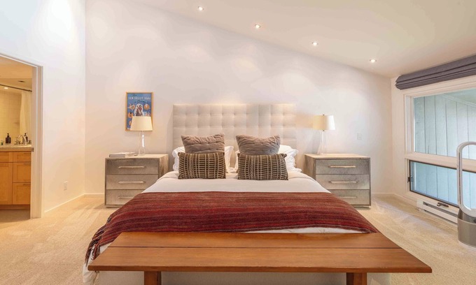 Warm Springs Condo | Ski-In/Ski-Out Splendor: Walk to the Lift