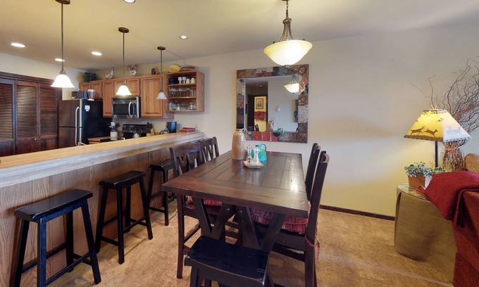 McCall Condo | Spacious condo with balcony, lake view, and full kitchen - walk to the water