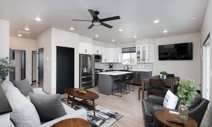 Four Corners Condo | Spacious & Industrial Condo - Perfect for the Whole Gang! Dogs Ok & Great Rates!