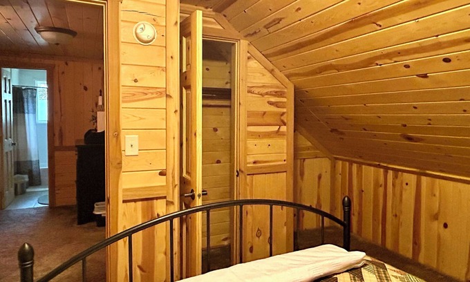 Island Park Cabin | Spruce Fly on Bill's Island! Enjoy four private bedrooms and 2 full bathrooms!