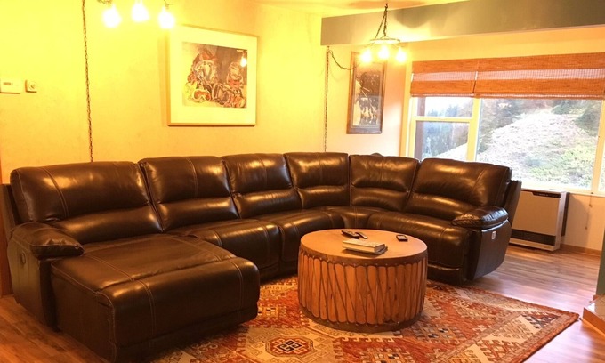 Powder Mountain Condo | Stay at Powder Mountain- Most Skiable Acres of terrain in the US