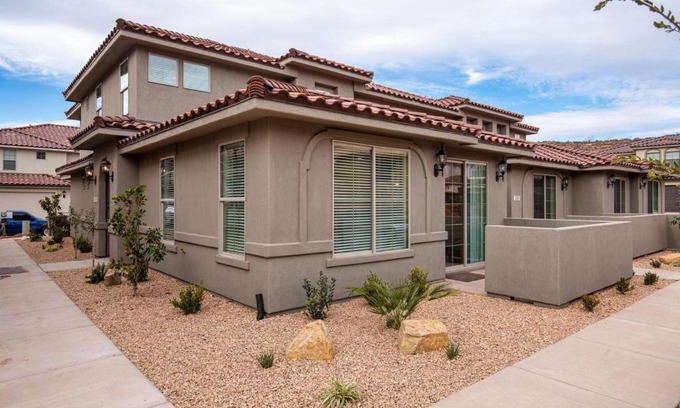 Washington Apartment | Sunnyslope 1