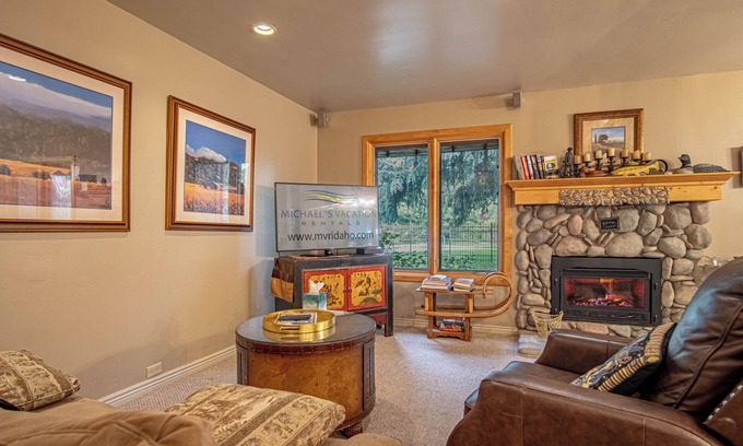 Ketchum Condo | SV155 - Walk to Lifts & Town - Hot Tub & Pool