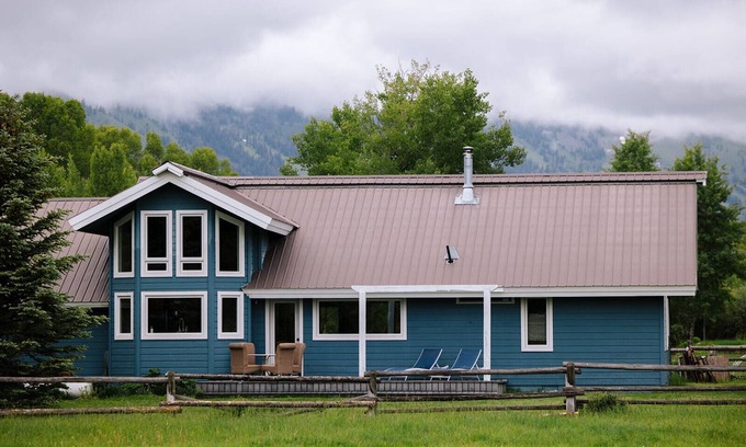 Moose Wilson Road House | Teton Holidays Memories