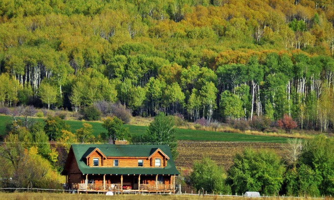 Driggs Hostel | Teton Hostel HideAway
