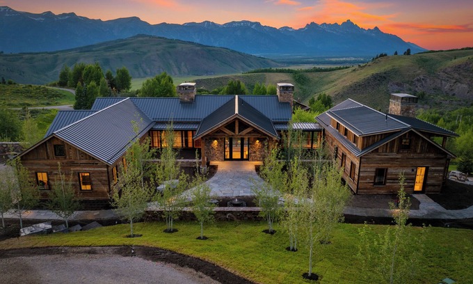 Spring Creek Ranch House | Teton View Retreat Spa Fireplace Club Access