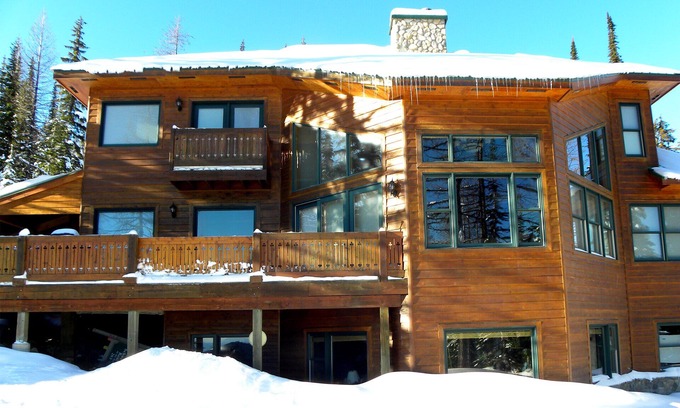 Sandpoint House | The Lodge at Schweitzer Mountain Resort. Incredible Views.