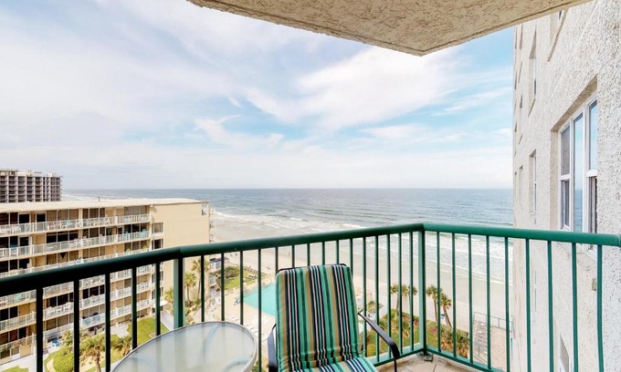 Daytona Beach Apartment | Towers Grande Views