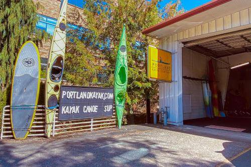 Johns Landing Hotel | 150 m² Hotel ∙ 2 guests