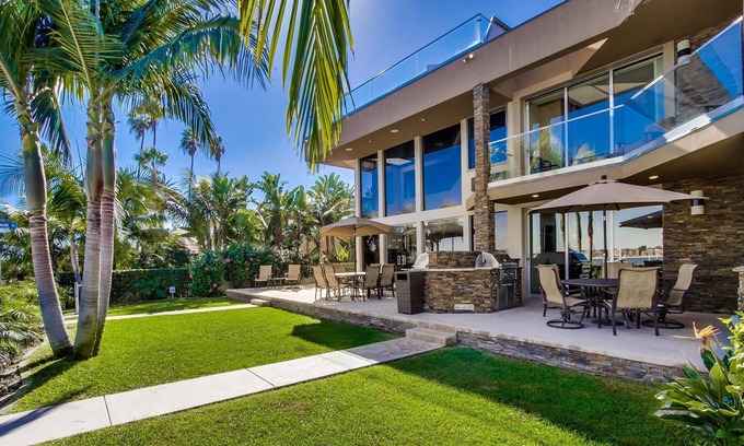Mission Beach Condo | Villa on the Bay | 2BR Bayfront in Mission Beach