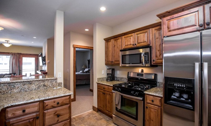 Whitefish Condo | Wonderful ski and summer condo /AC for hot days/underground parking