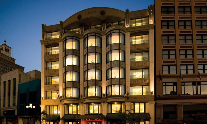 Gaslamp Quarter Condo | Wyndham Harbour Lights | Four Studio Suites