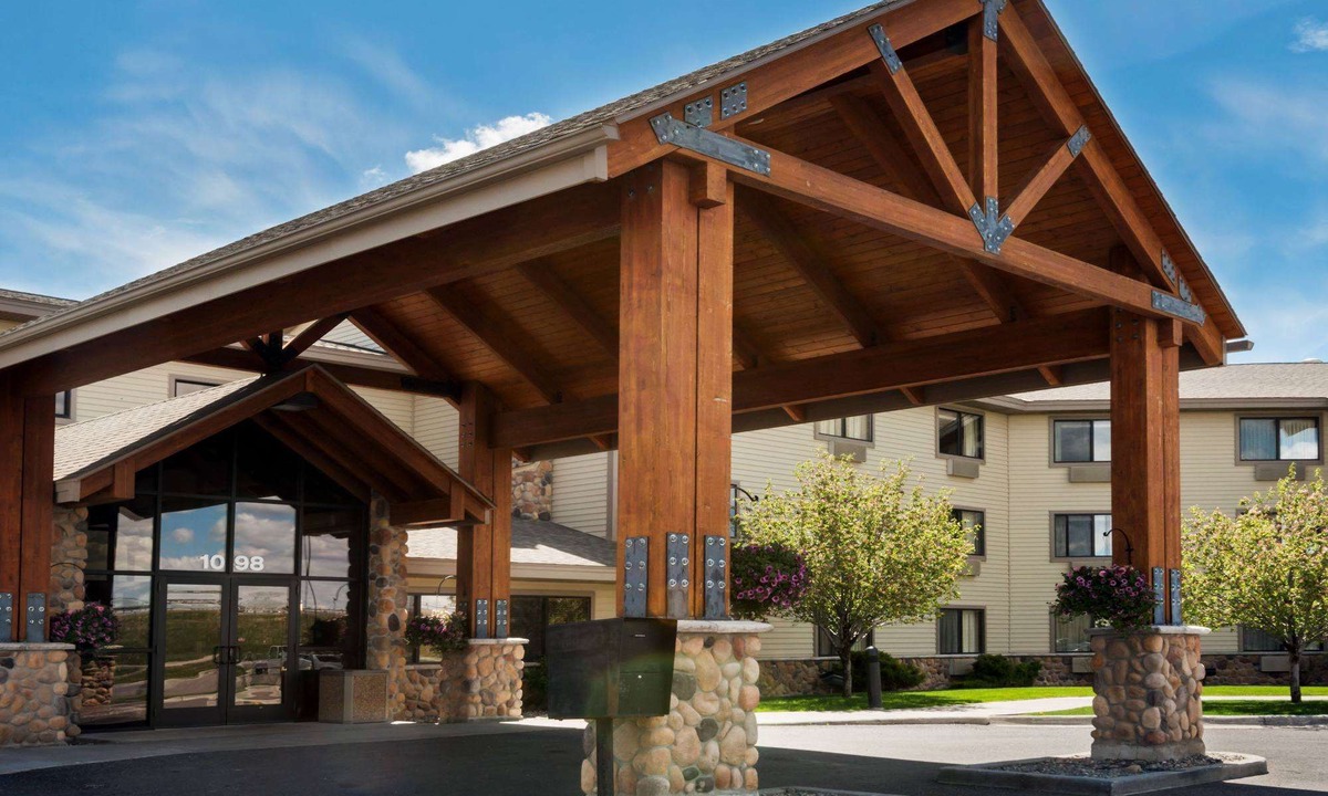 Rexburg Hotel | AmericInn by Wyndham Rexburg Byui