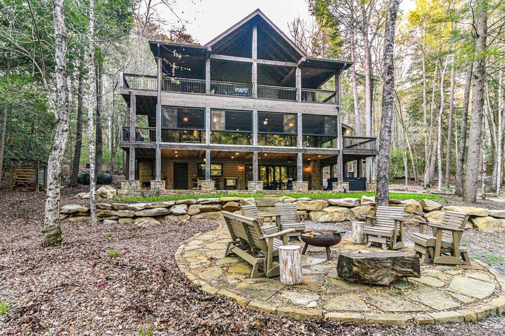 Blue Ridge House | Fly Fish, Tube & Relax on The Toccoa River-Aska Adventure- 10 Mins from Dwntn BR