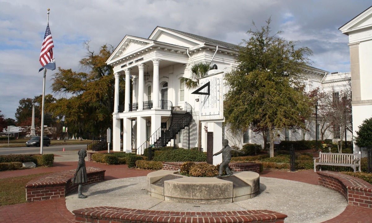 Barnwell House | The Cottage on Jefferson, Your Home Away From Home.