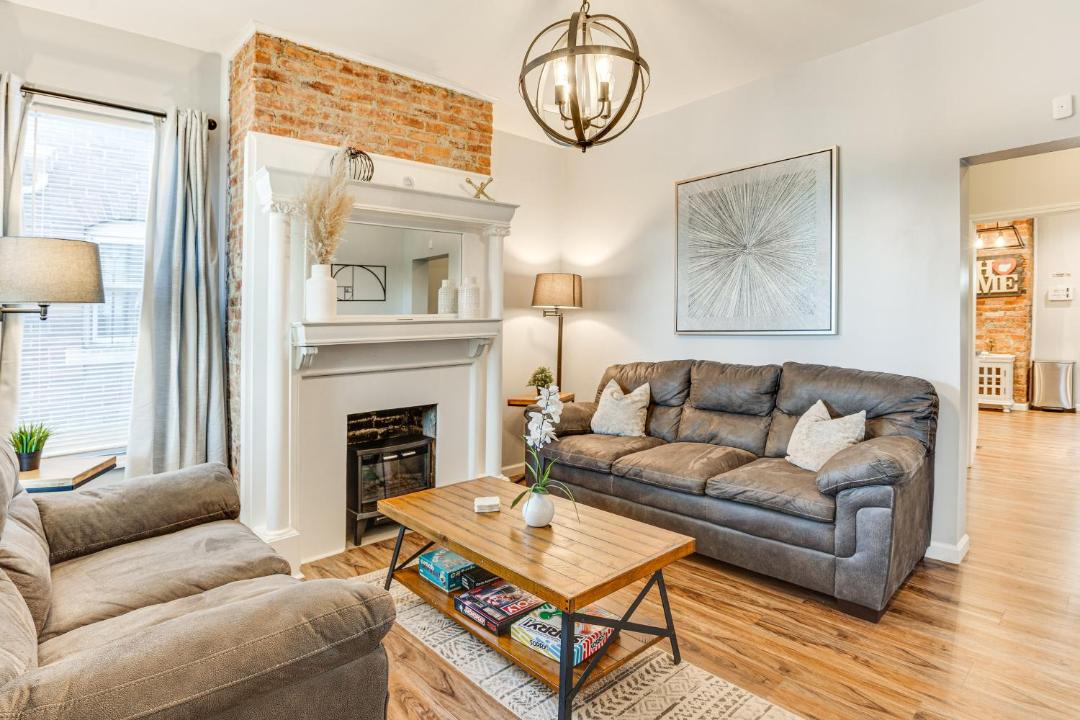 Merion Village Apartment | Columbus Vacation Rental about 3 Mi to Downtown!