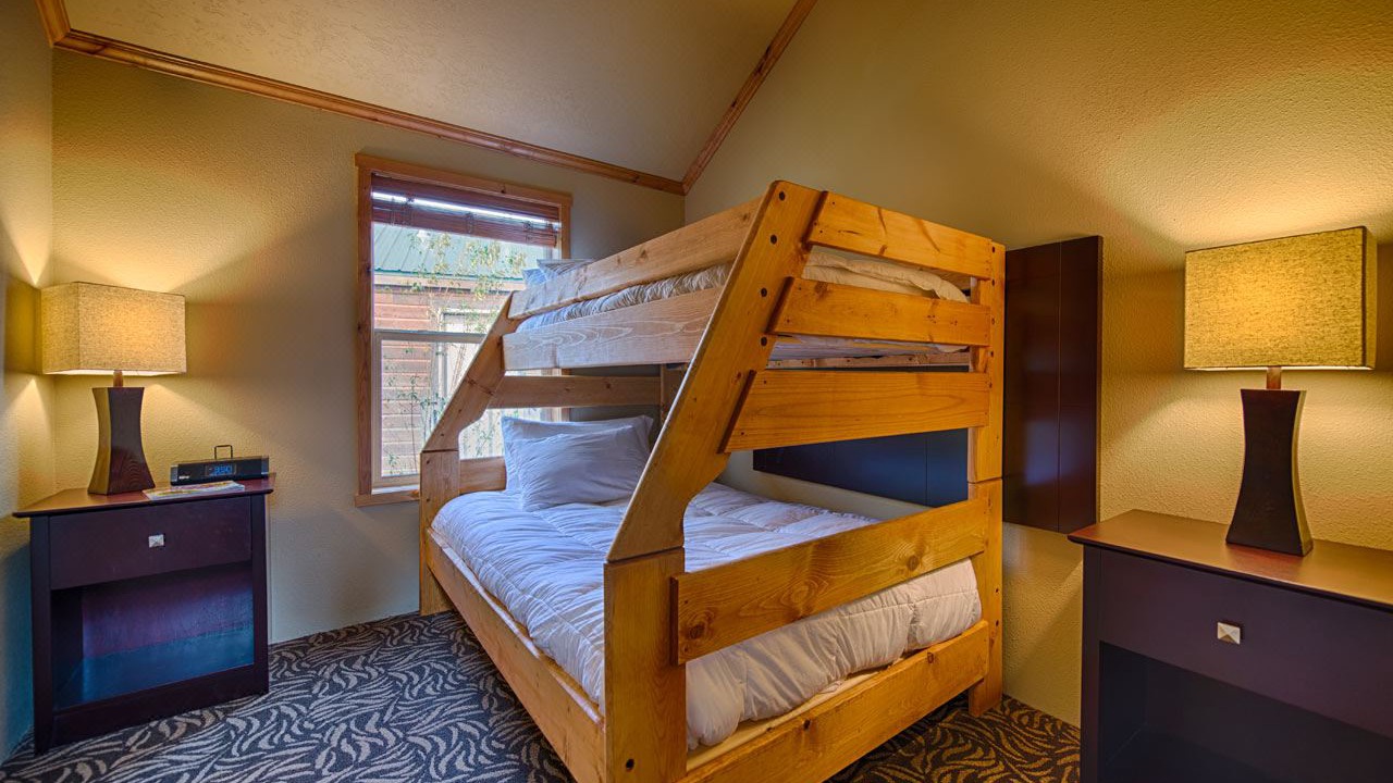 Photo of Bedroom in West Yellowstone
