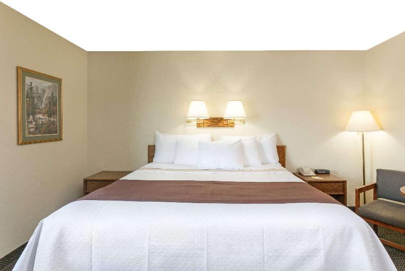 Photo of Bedroom in Wye