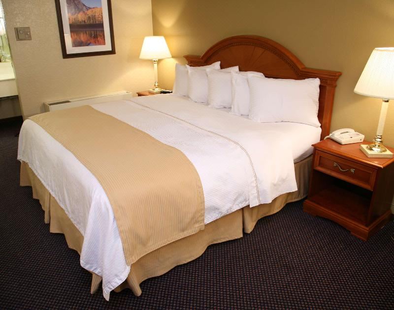 Photo of Bedroom in Evanston