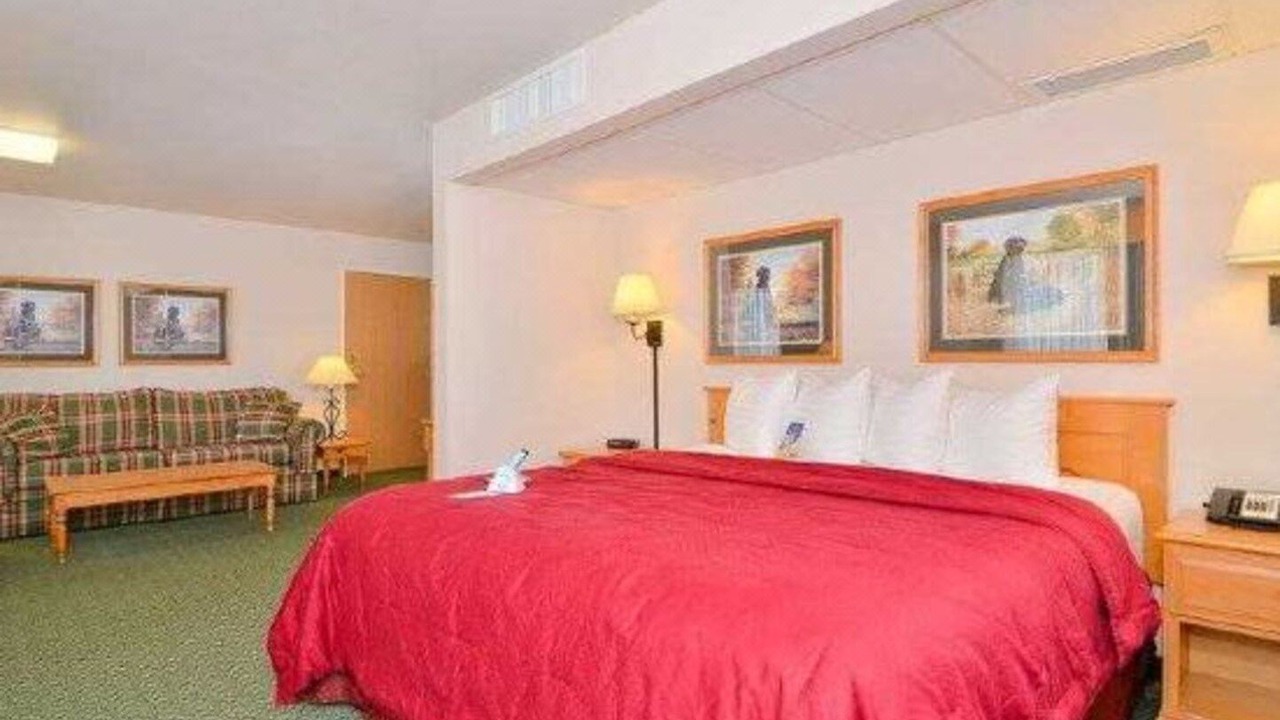 Photo of Bedroom in Laurel