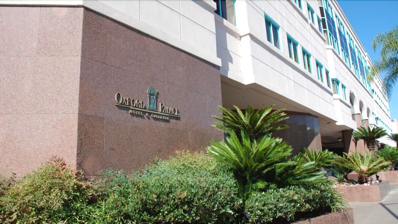 Photo of Buildings in Wilshire
