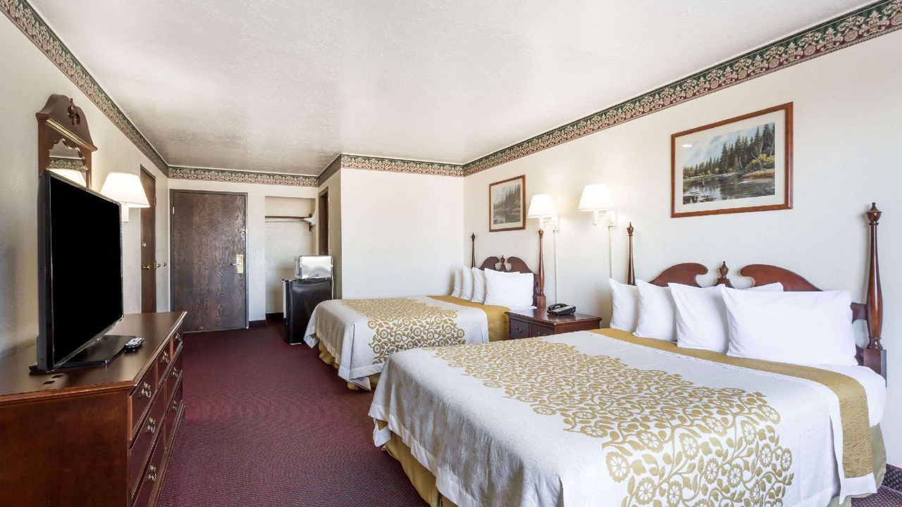 Photo of Bedroom in Evanston