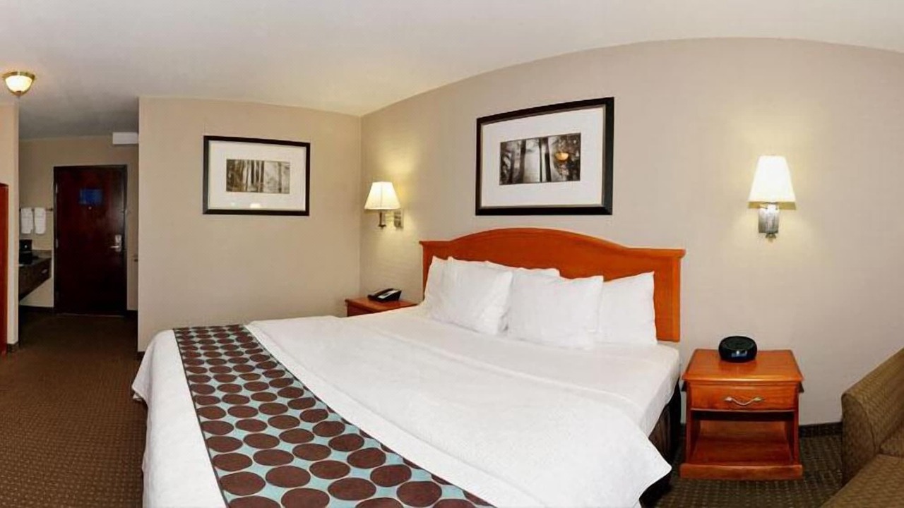Photo of Bedroom in New Pathways