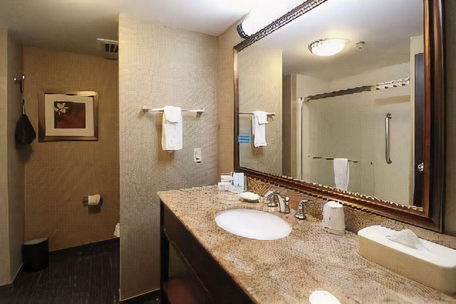 Photo of Bathroom in Grove City