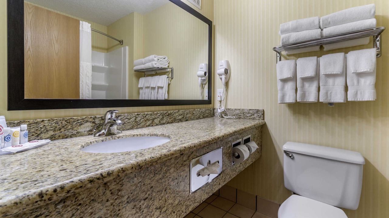 Photo of Bathroom in Canyon Park