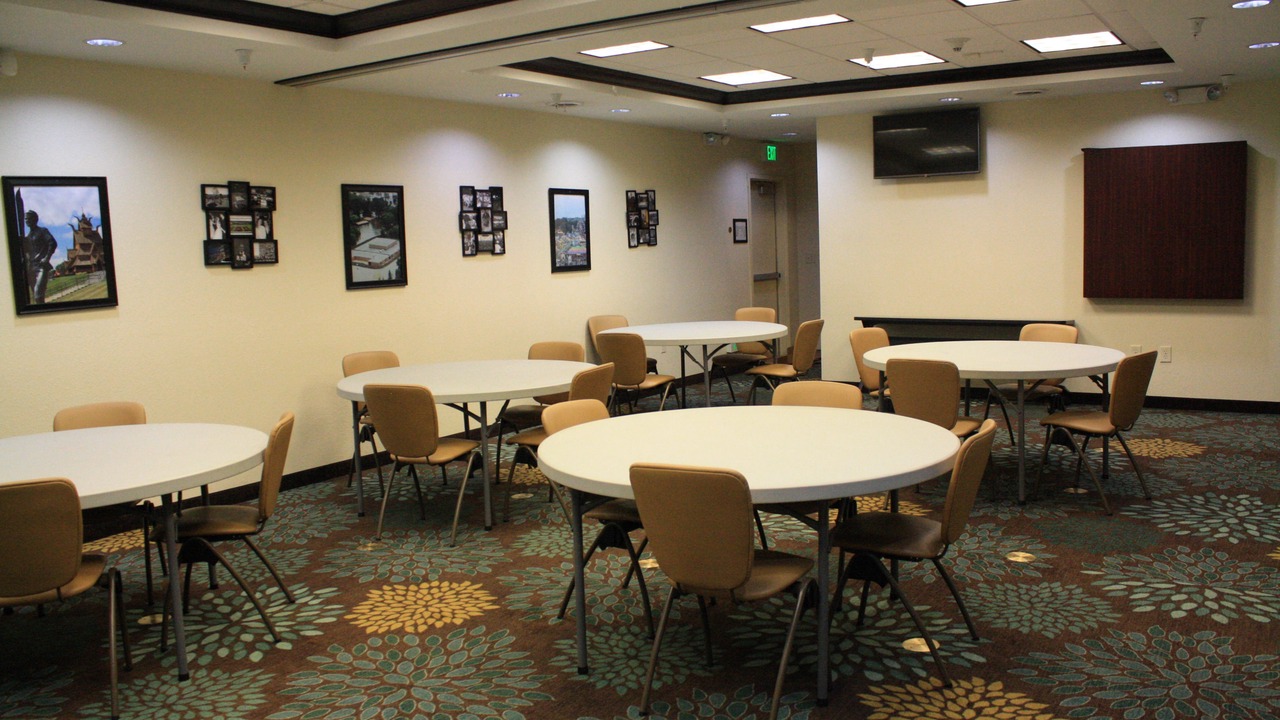 Photo of Livingroom in Minot