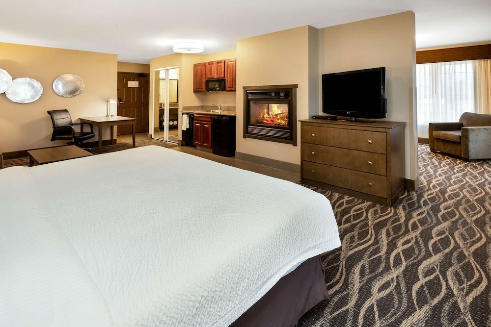 Photo of Bedroom in Evergreen