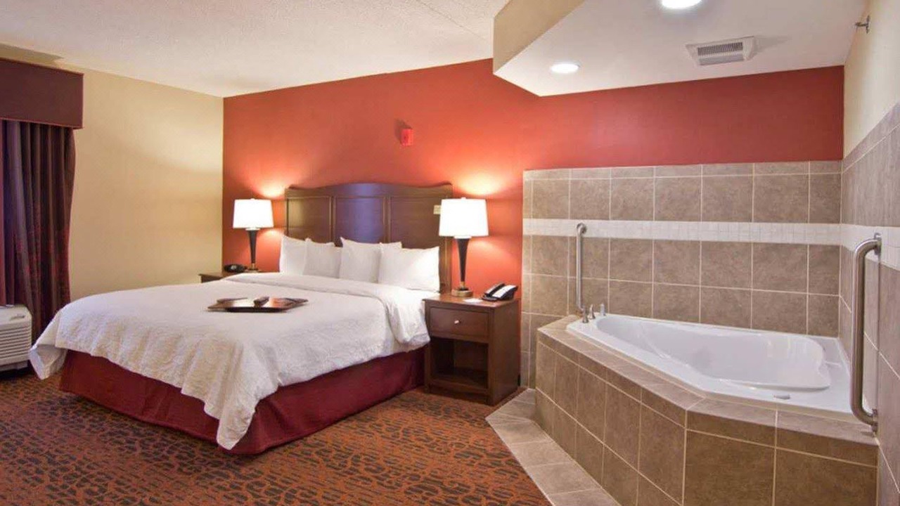 Photo of Bedroom in Grove City
