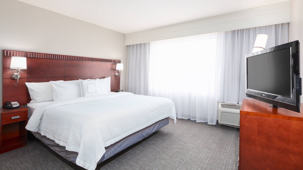 Photo of Bedroom in South Side
