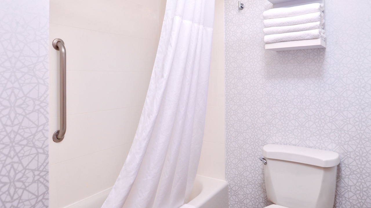 Photo of Bathroom in Southwest Ada County Alliance