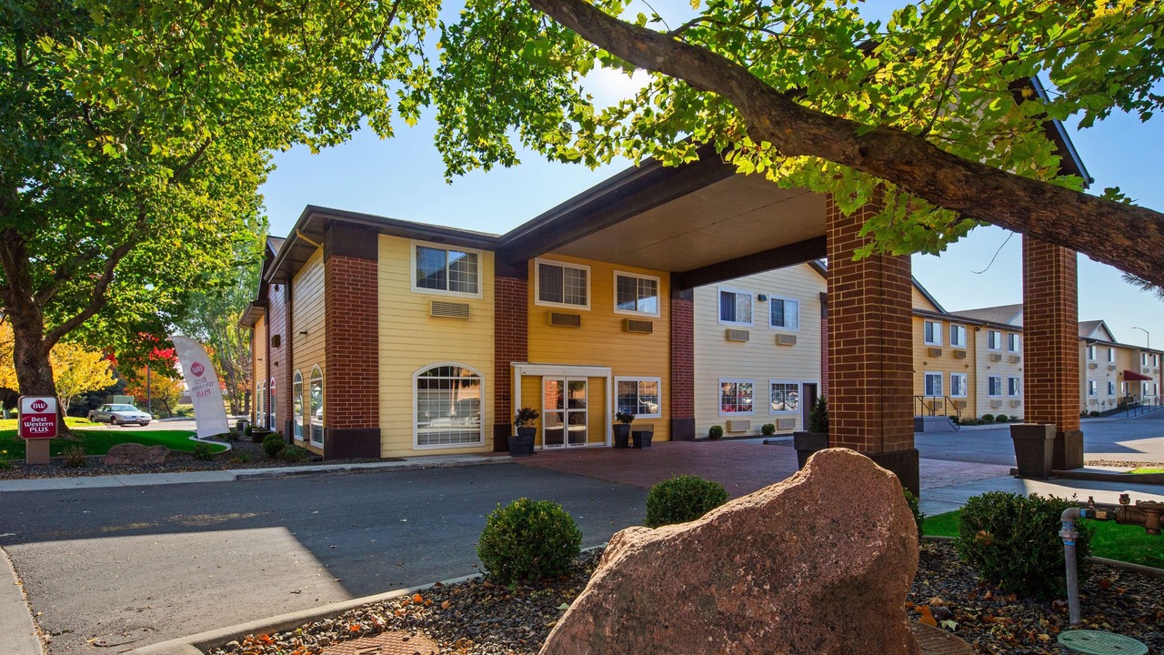 Photo of Buildings in Meridian