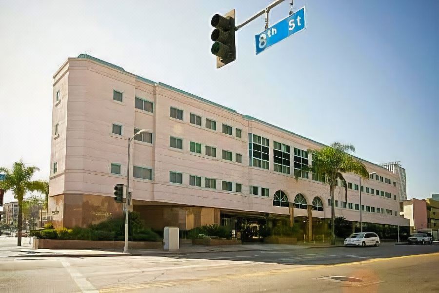 Photo of Buildings in Wilshire