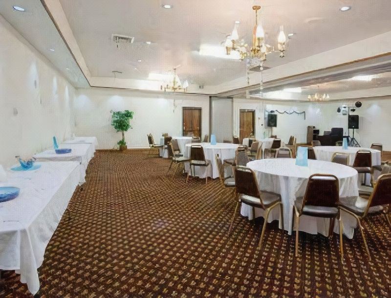 Photo of Livingroom in Evanston
