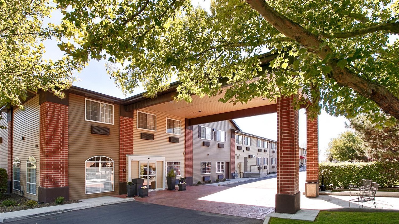 Photo of Buildings in Meridian