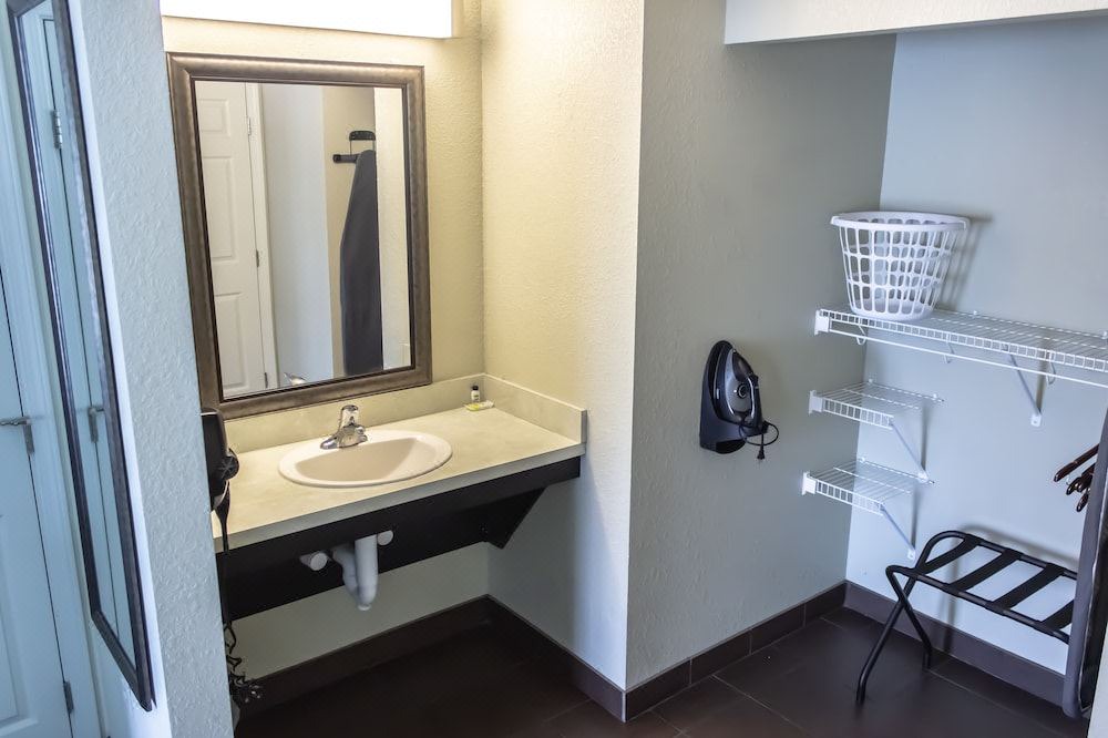 Photo of Kitchen in Minot