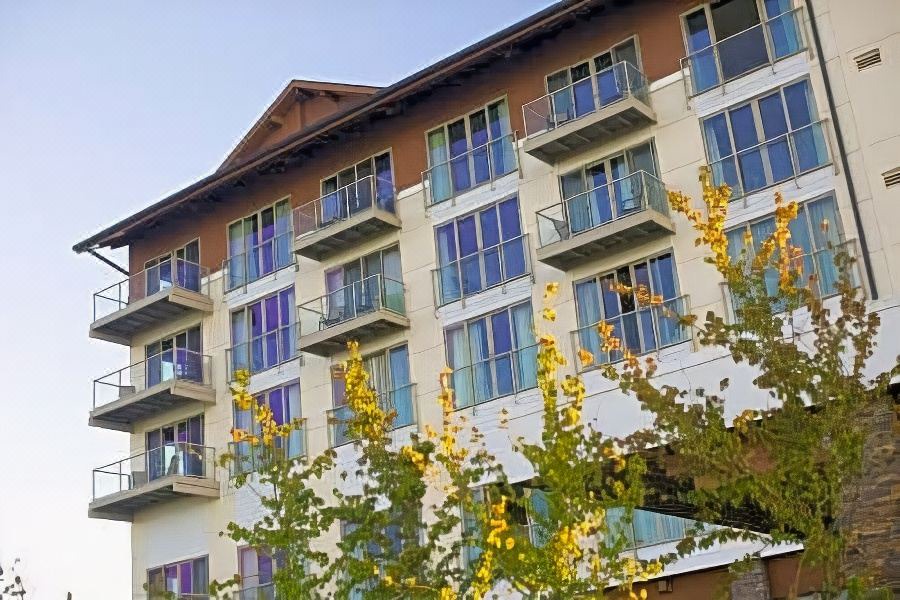 Photo of Buildings in Whitmarsh Junction