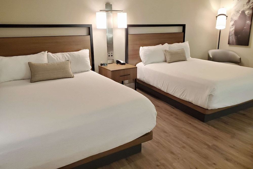 Photo of Bedroom in Midway-Pacific Highway